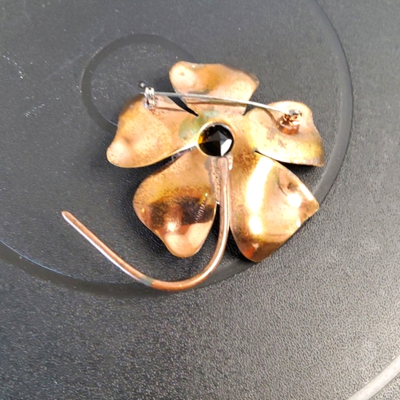 Antique handmade copper brooch with glass center - Picture 3 of 8